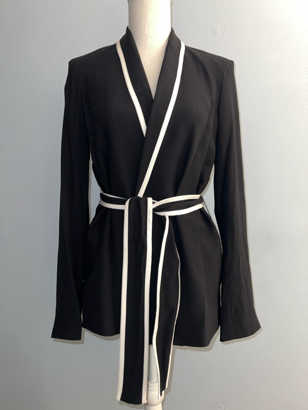 La Ligne Tuxedo Jacket